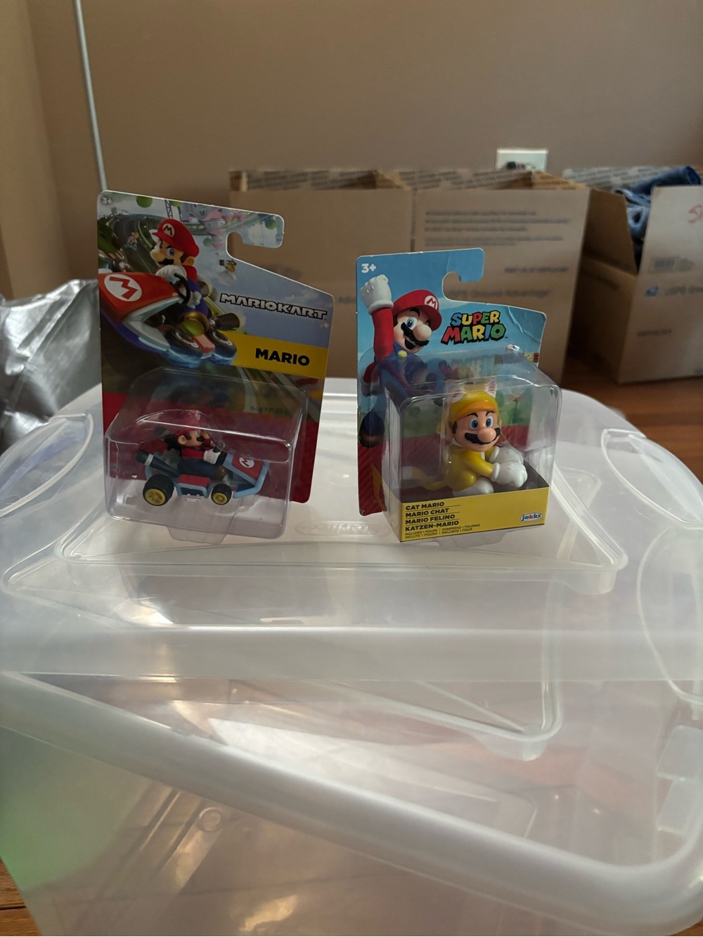 Nintendo Red & Yellow Mario Figures Pack - Kart Mario and Cat Mario